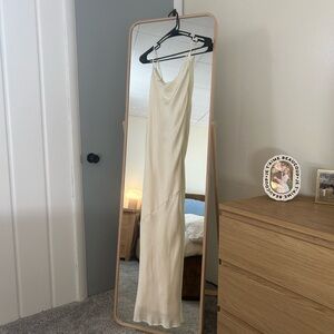 DISSH Silk Cream Long Dress